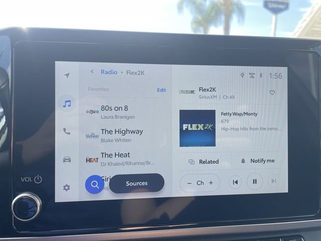 Used 2025 Toyota Camry LE w/ Convenience Package image 13