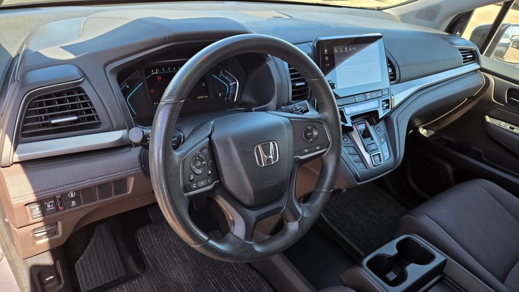 Used 2024 Honda Odyssey EX image 9