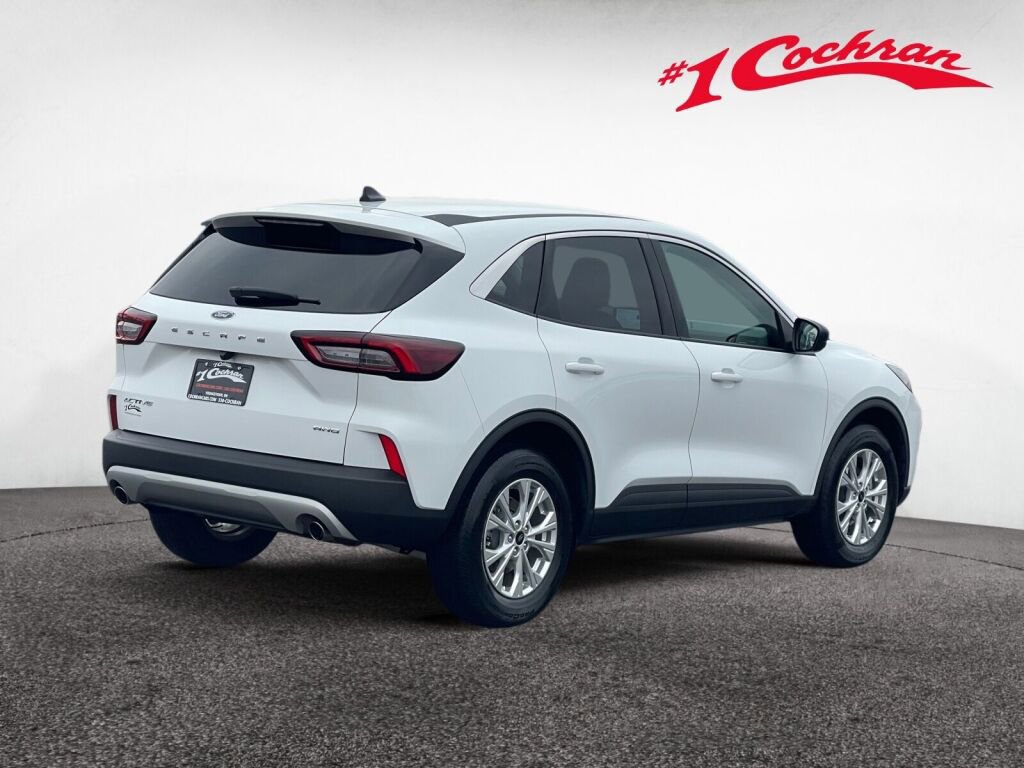 Used 2023 Ford Escape Active image 18