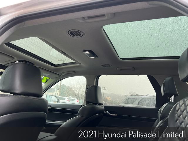 Used 2021 Hyundai Palisade Limited w/ Winter Package image 28
