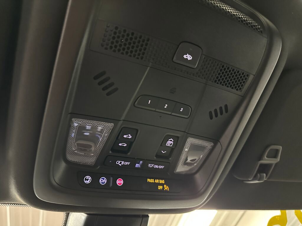 Certified 2025 Cadillac XT6 Sport w/ Technology Package image 25