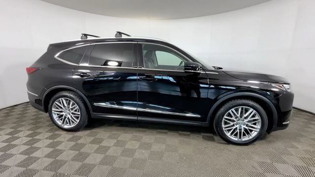 Used 2023 Acura MDX SH-AWD w/ Advance Package image 3