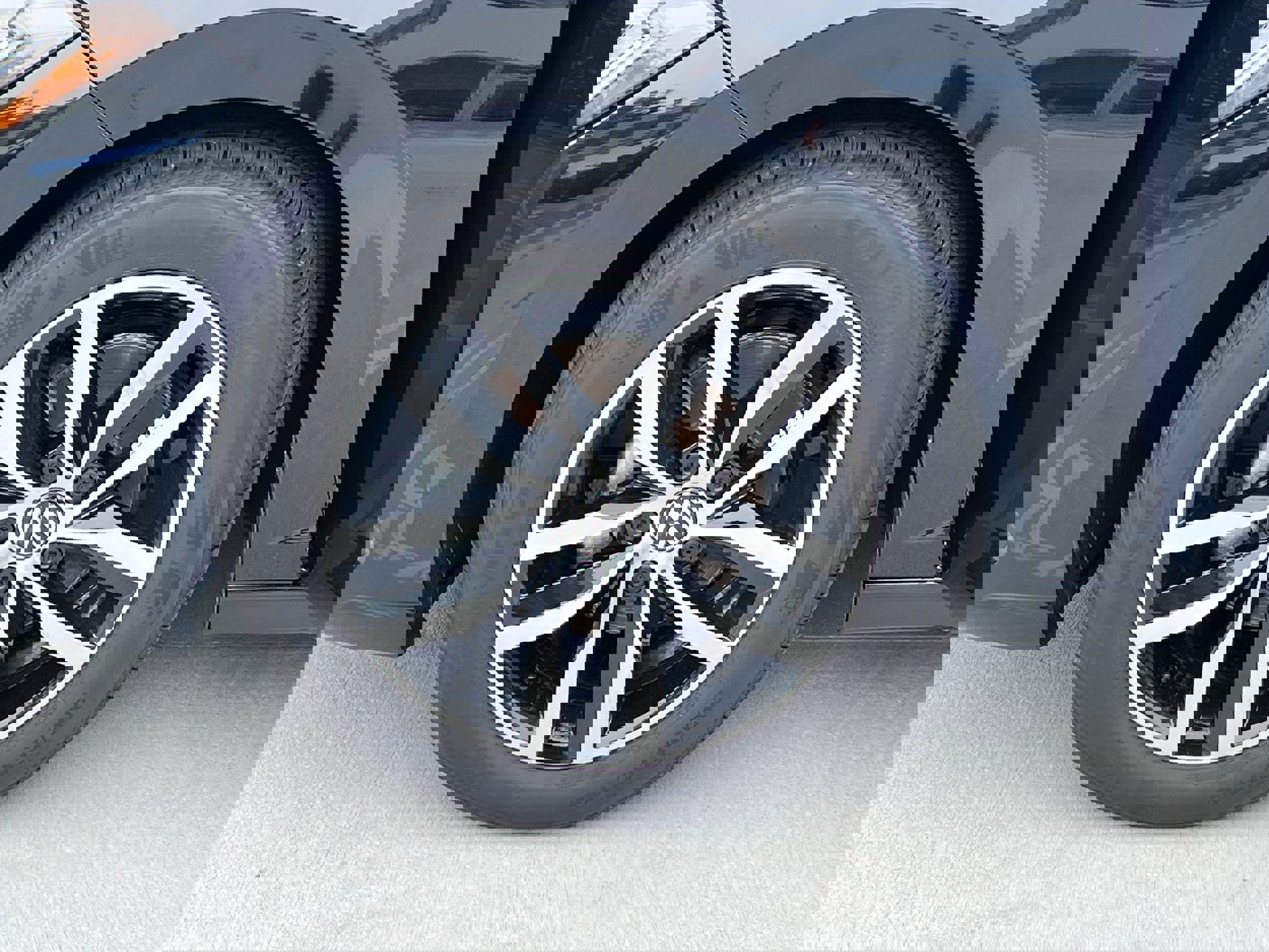 New 2025 Volkswagen Jetta SE image 33