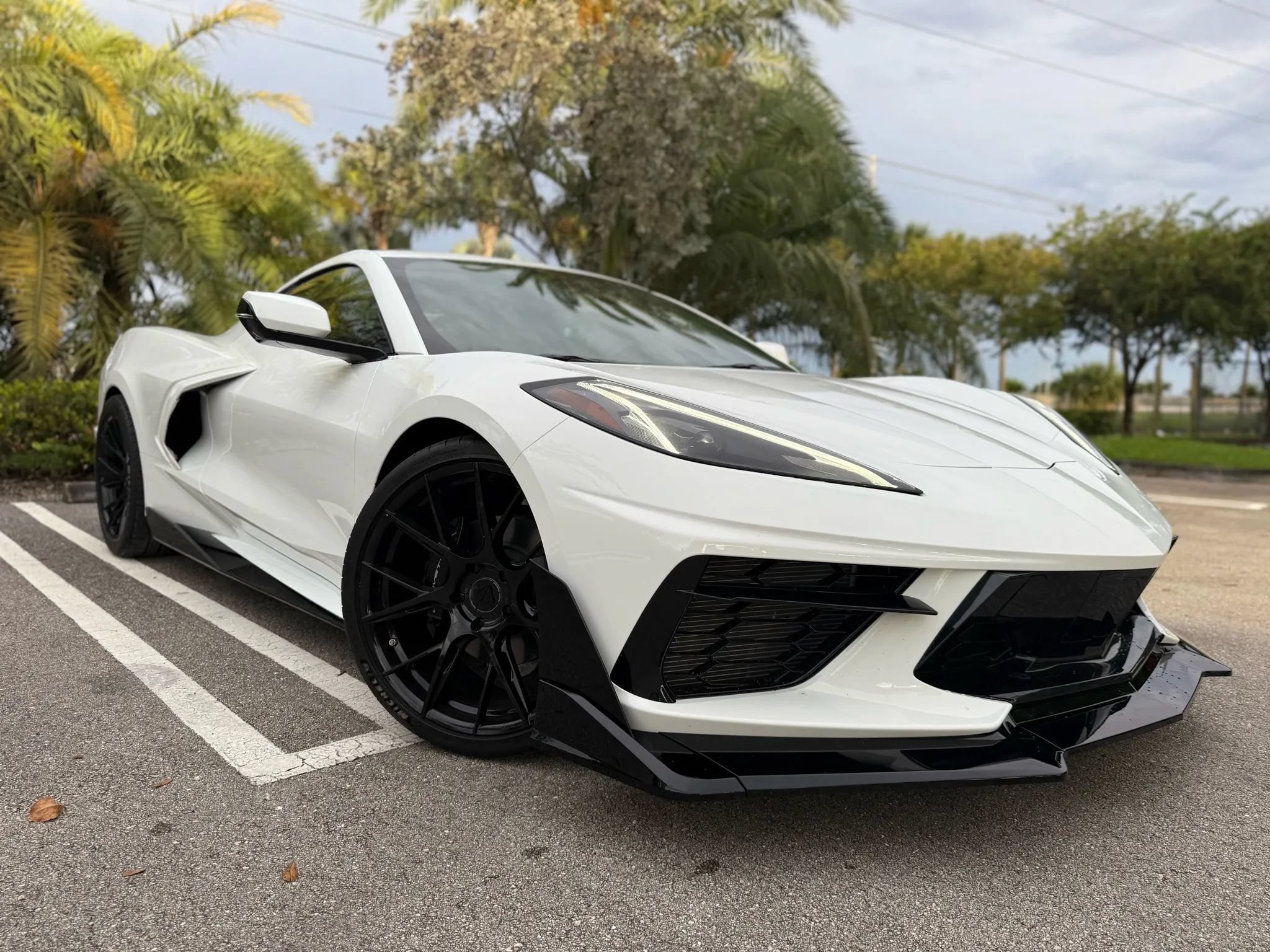 Used 2024 Chevrolet Corvette Stingray Coupe w/ 1LT RWD image 1