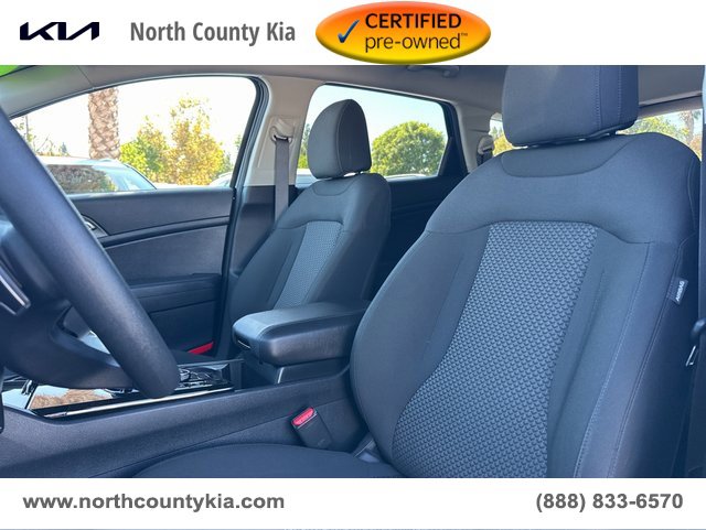 Certified 2025 Kia Sportage LX image 14