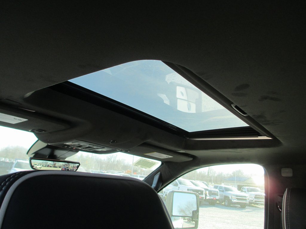 New 2026 GMC Sierra 2500 Denali Ultimate image 17