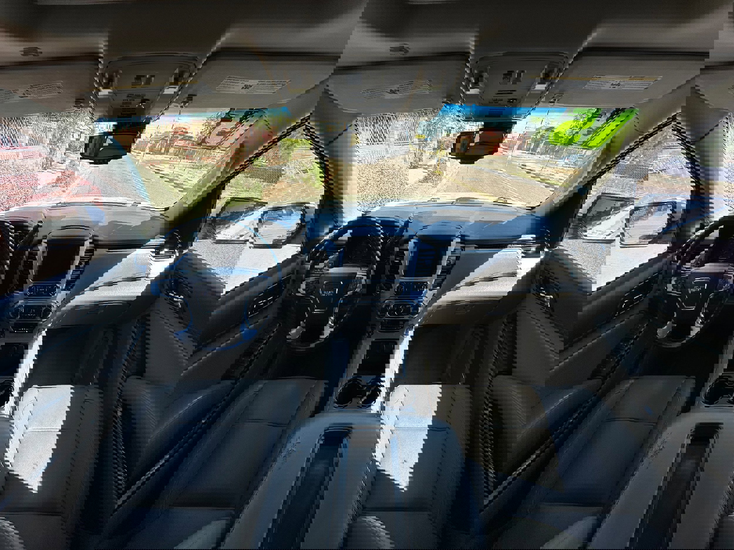 Used 2015 GMC Yukon SLT w/ Open Road Package AWD/4WD image 13