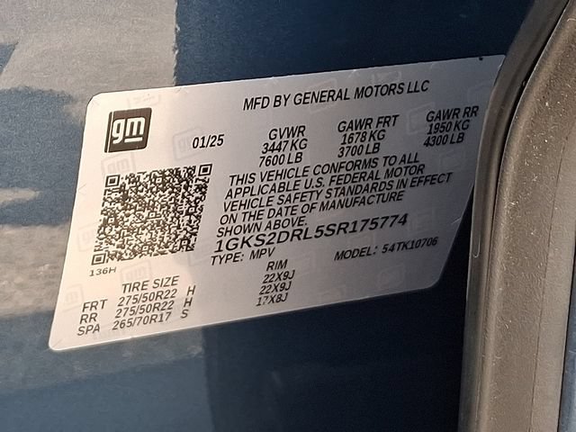 Used 2025 GMC Yukon Denali w/ LPO, Get Active Package AWD/4WD image 29