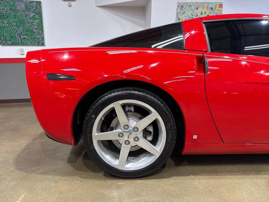 Used 2008 Chevrolet Corvette Coupe w/ Preferred Equipment Group RWD image 44