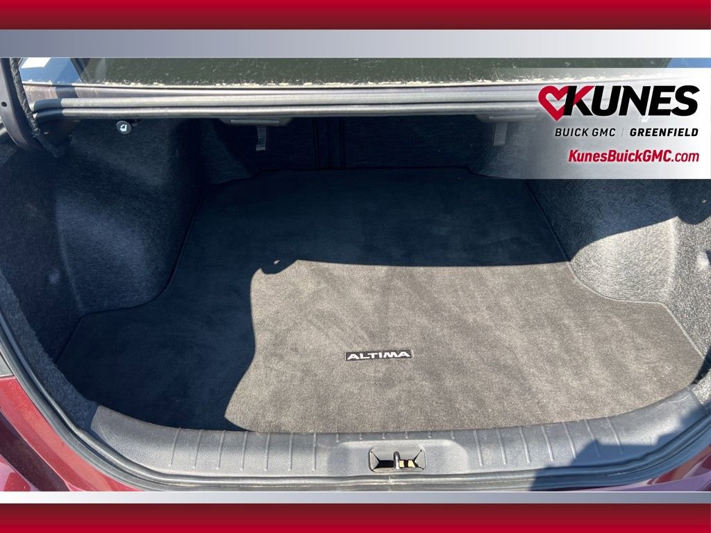 Used 2024 Nissan Altima 2.5 SV image 38