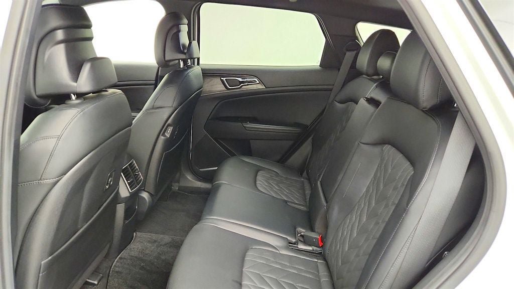 Used 2024 Kia Sportage X-Pro AWD/4WD image 19