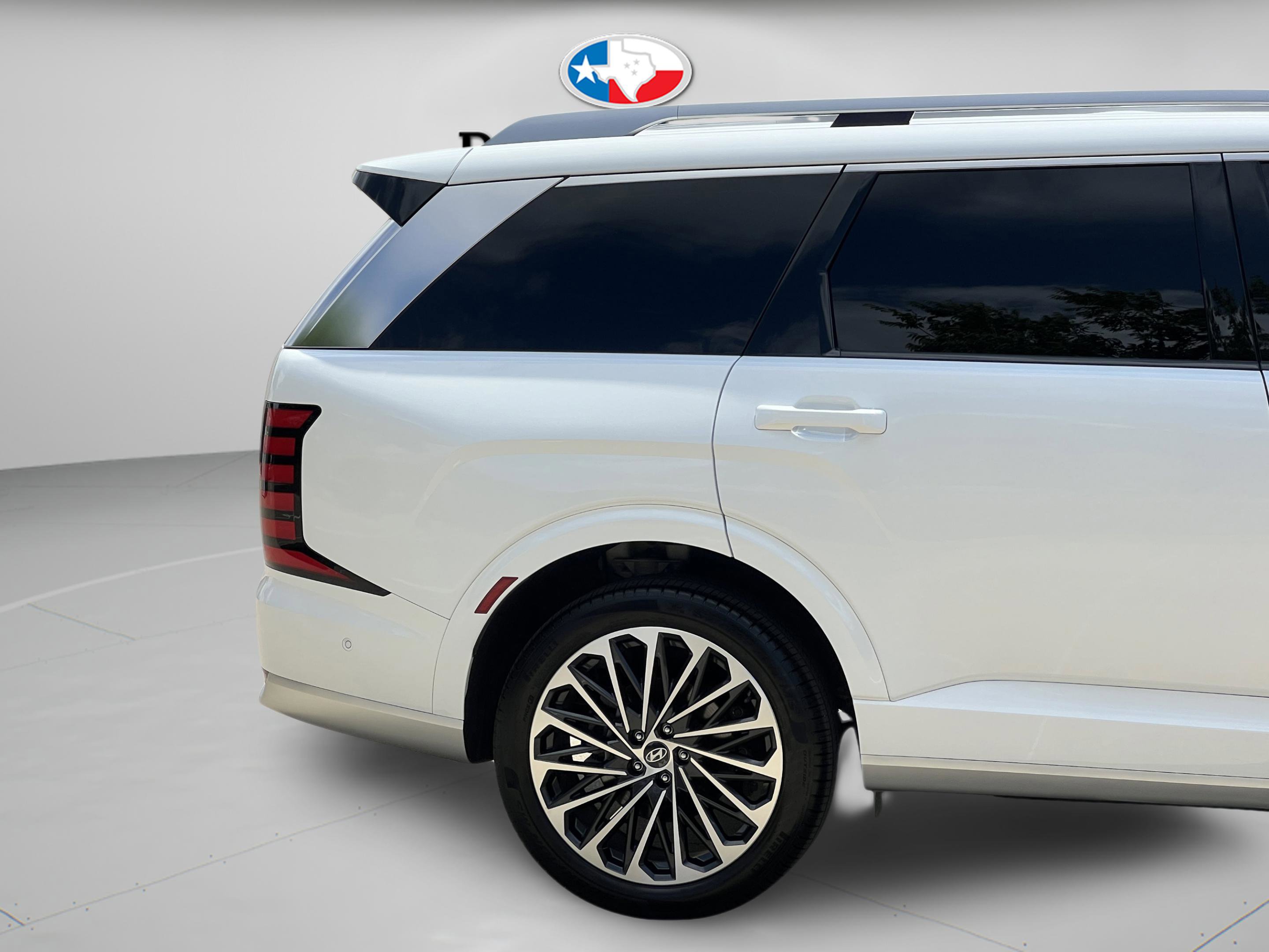 Used 2026 Hyundai Palisade Calligraphy FWD image 37