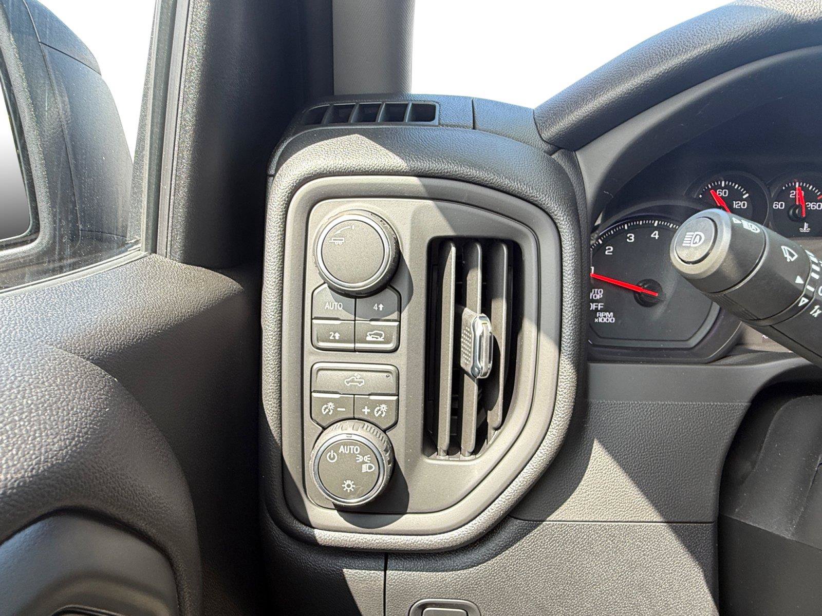 New 2026 Chevrolet Silverado 1500 Custom AWD/4WD image 24
