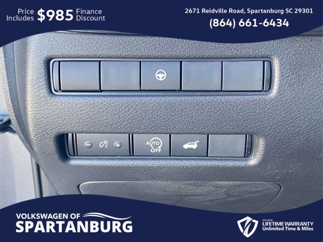 Used 2024 Nissan Rogue SV image 19