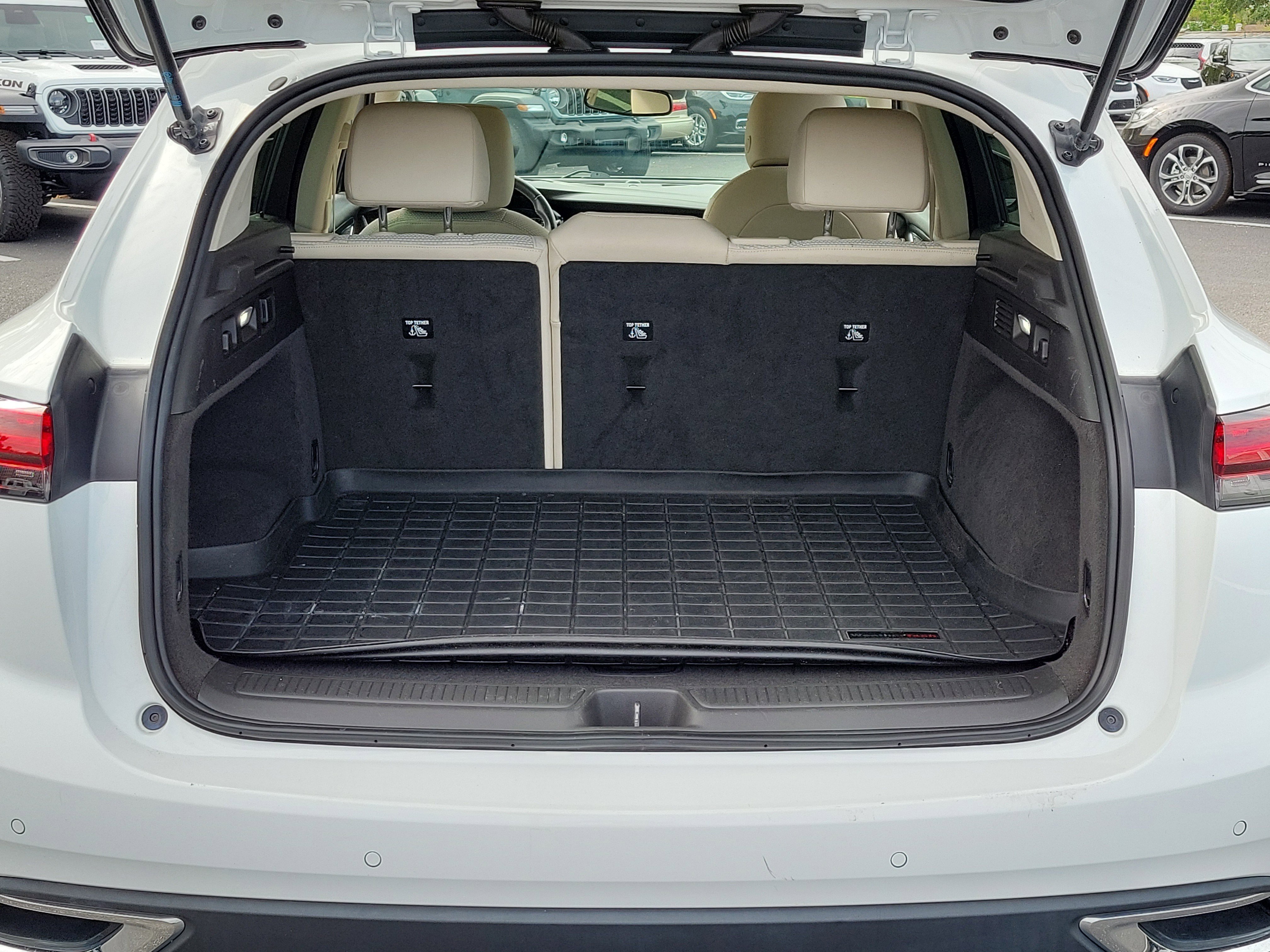 Used 2022 Buick Envision Preferred w/ Safety Package FWD image 12