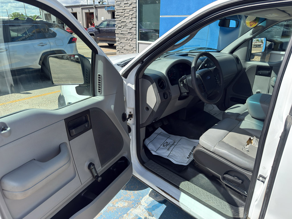 Used 2005 Ford F150 XL RWD image 8