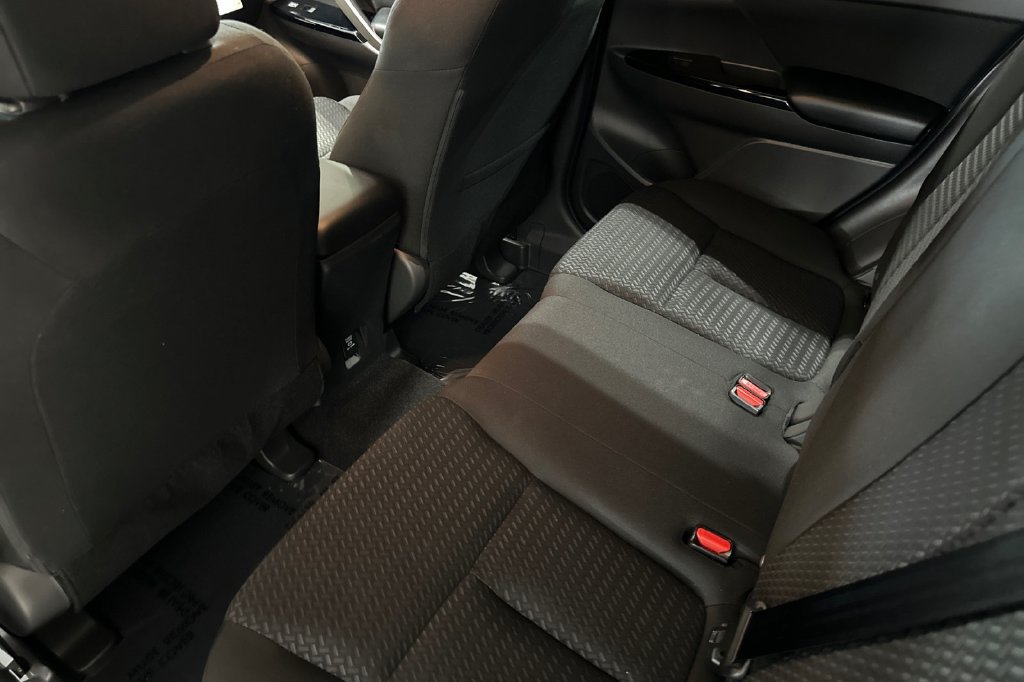 New 2026 Mitsubishi Eclipse Cross LE AWD/4WD image 14
