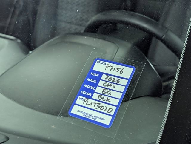 Used 2023 Chevrolet Equinox LT image 28