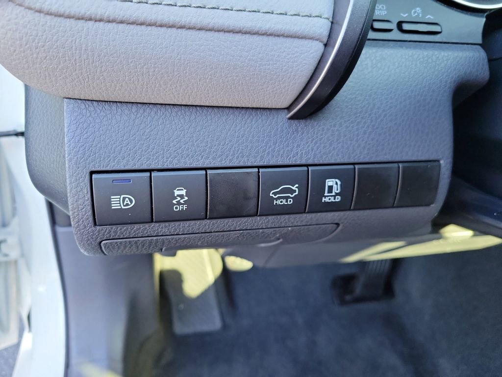 Used 2024 Toyota Camry LE FWD image 24