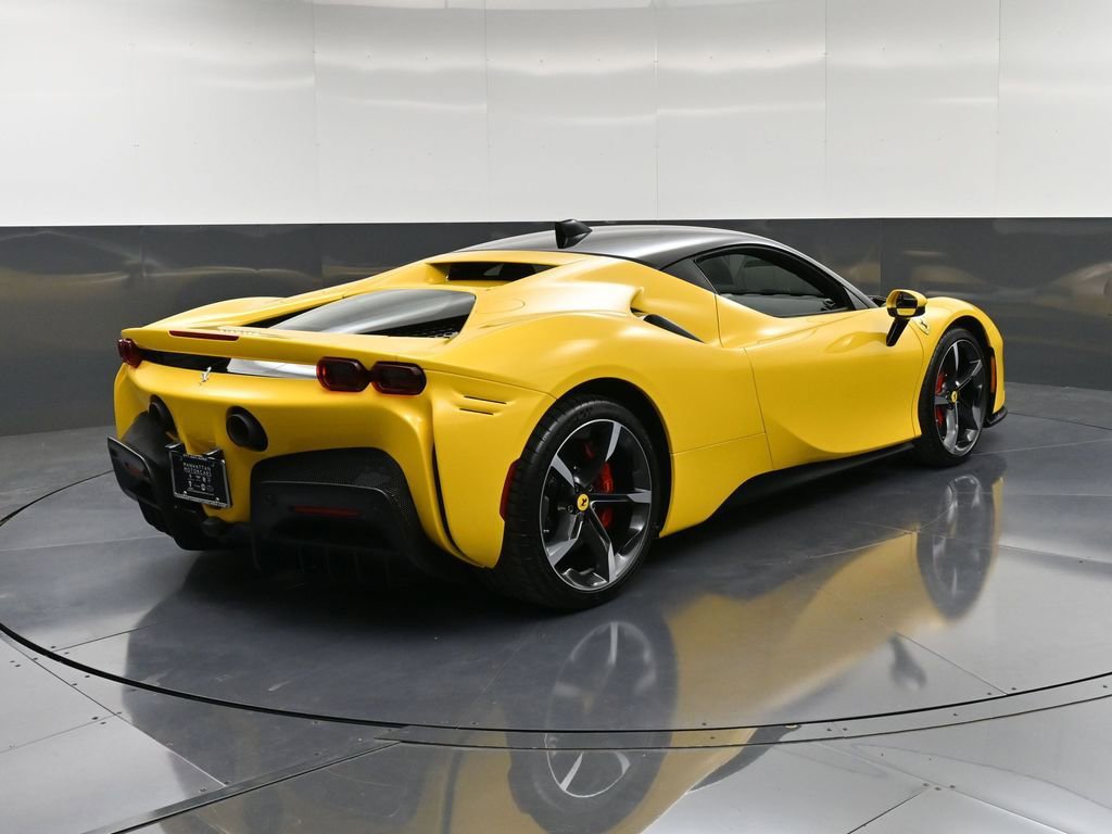 Used 2023 Ferrari SF90 Stradale AWD/4WD image 8