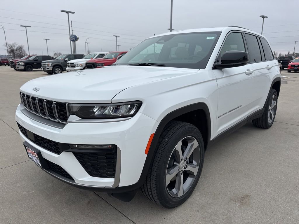 New 2026 Jeep Grand Cherokee Limited AWD/4WD image 29