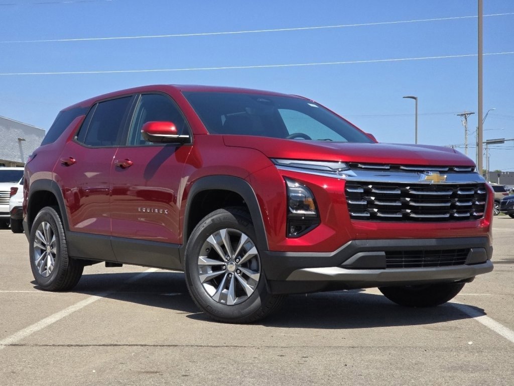 New 2026 Chevrolet Equinox LT w/ Convenience Package II AWD/4WD image 2