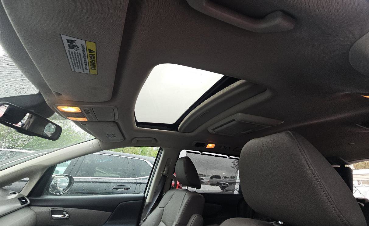 Used 2015 Honda Odyssey EX-L image 17