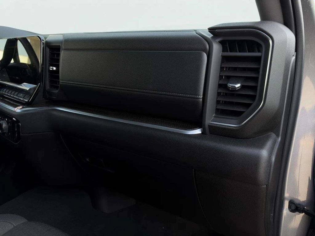 Used 2026 Chevrolet Silverado 1500 RST RWD image 21