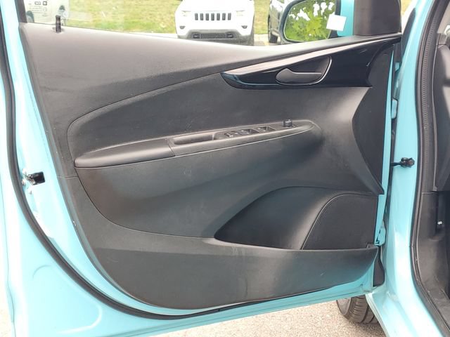 Used 2021 Chevrolet Spark LT FWD image 9