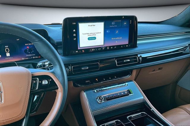 Used 2025 Lincoln Aviator Black Label w/ Black Label Special Edition image 9