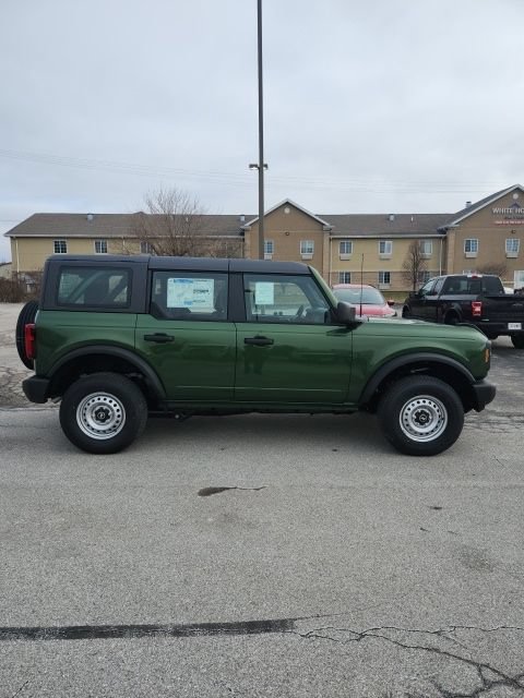 New 2025 Ford Bronco 4-Door AWD/4WD image 8