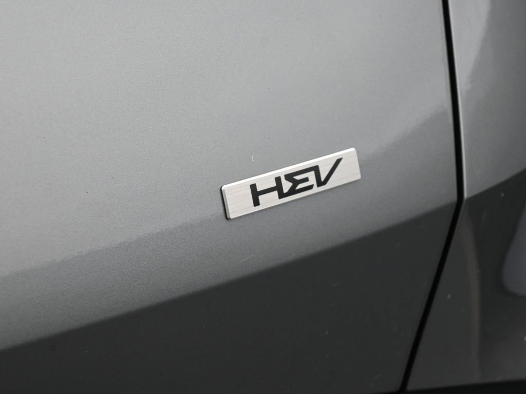 Used 2025 Kia Sportage LX image 28