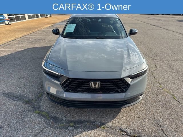 Used 2023 Honda Accord Sport image 2