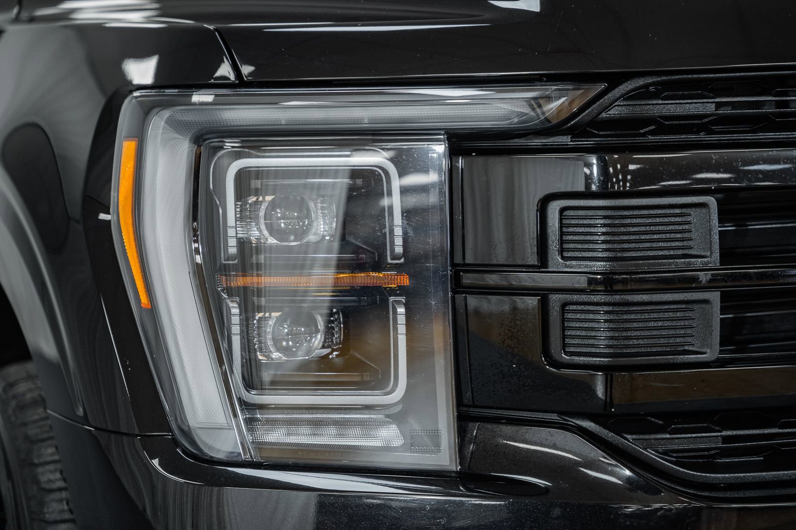 Certified 2023 Ford F150 Lariat w/ Equipment Group 502A High image 9