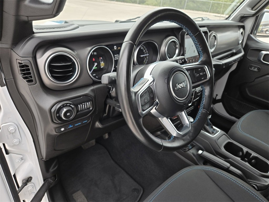 Used 2022 Jeep Wrangler Unlimited Rubicon 4xe w/ Safety Group image 24