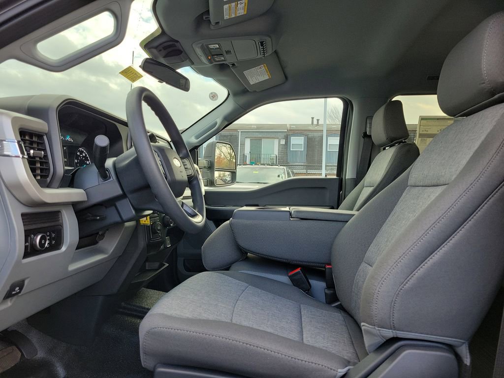 New 2026 Ford F450 XL w/ 360-Degree Camera Package image 16