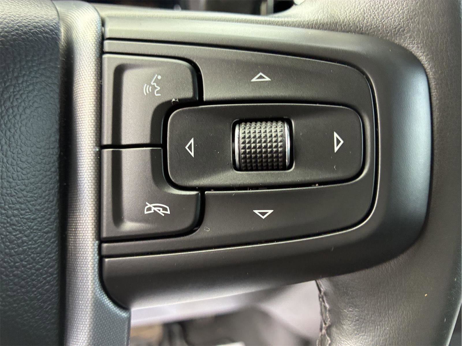 Used 2024 GMC Sierra 1500 Elevation AWD/4WD image 11