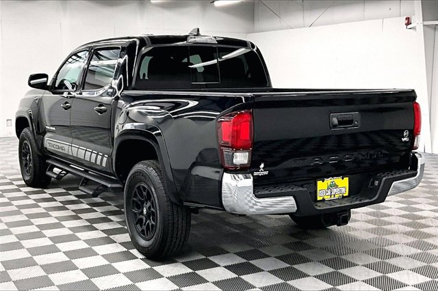 Used 2021 Toyota Tacoma SR5 image 2