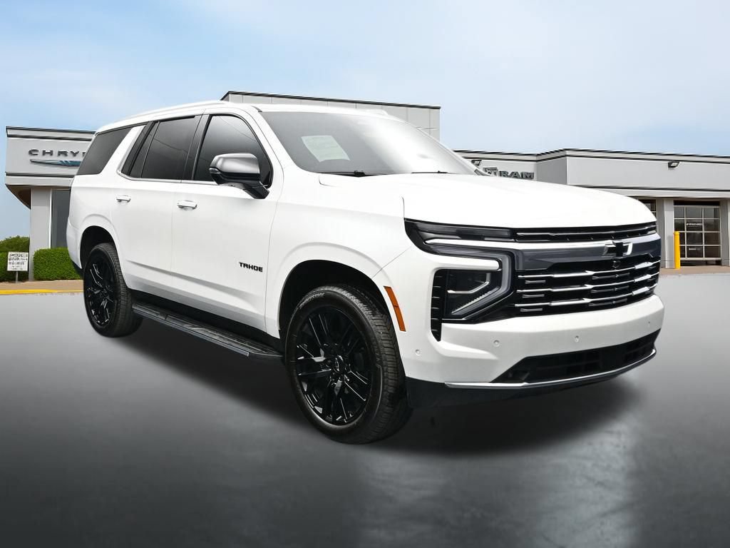 Used 2025 Chevrolet Tahoe Premier AWD/4WD image 7