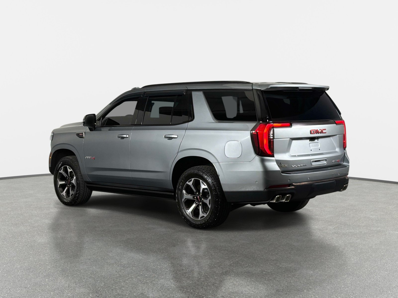 Used 2026 GMC Yukon AT4 Ultimate AWD/4WD image 5