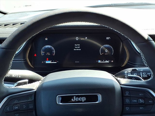 New 2025 Jeep Grand Cherokee L Limited image 11