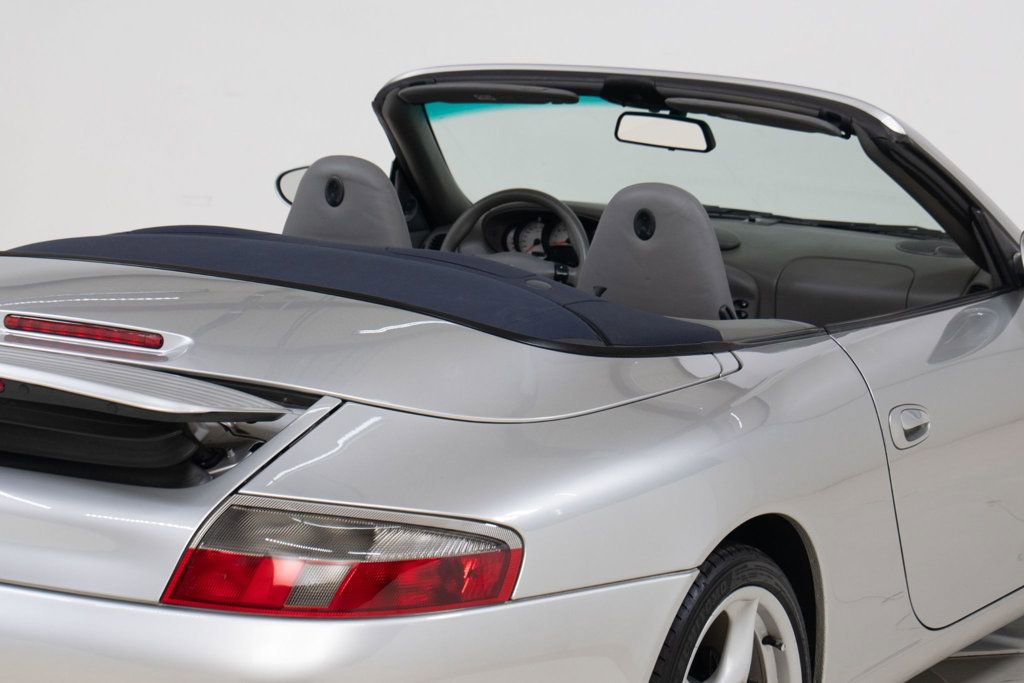 Used 2003 Porsche 911 Carrera image 23