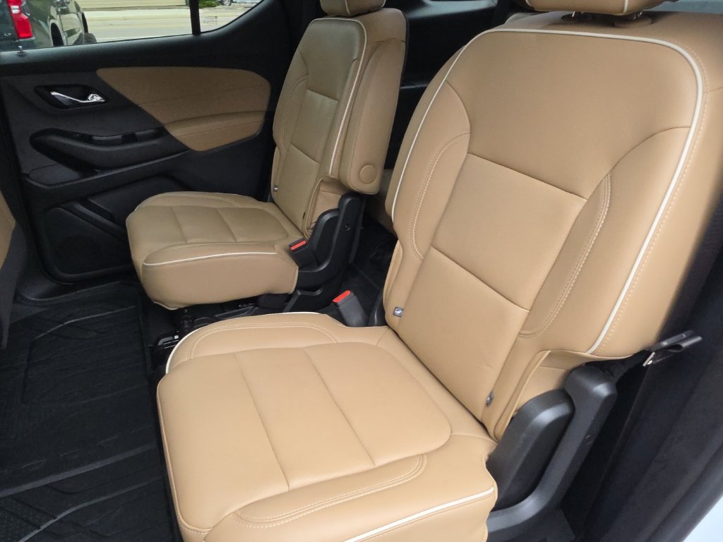 Certified 2023 Chevrolet Traverse Premier w/ LPO, Floor Liner Package AWD/4WD image 29