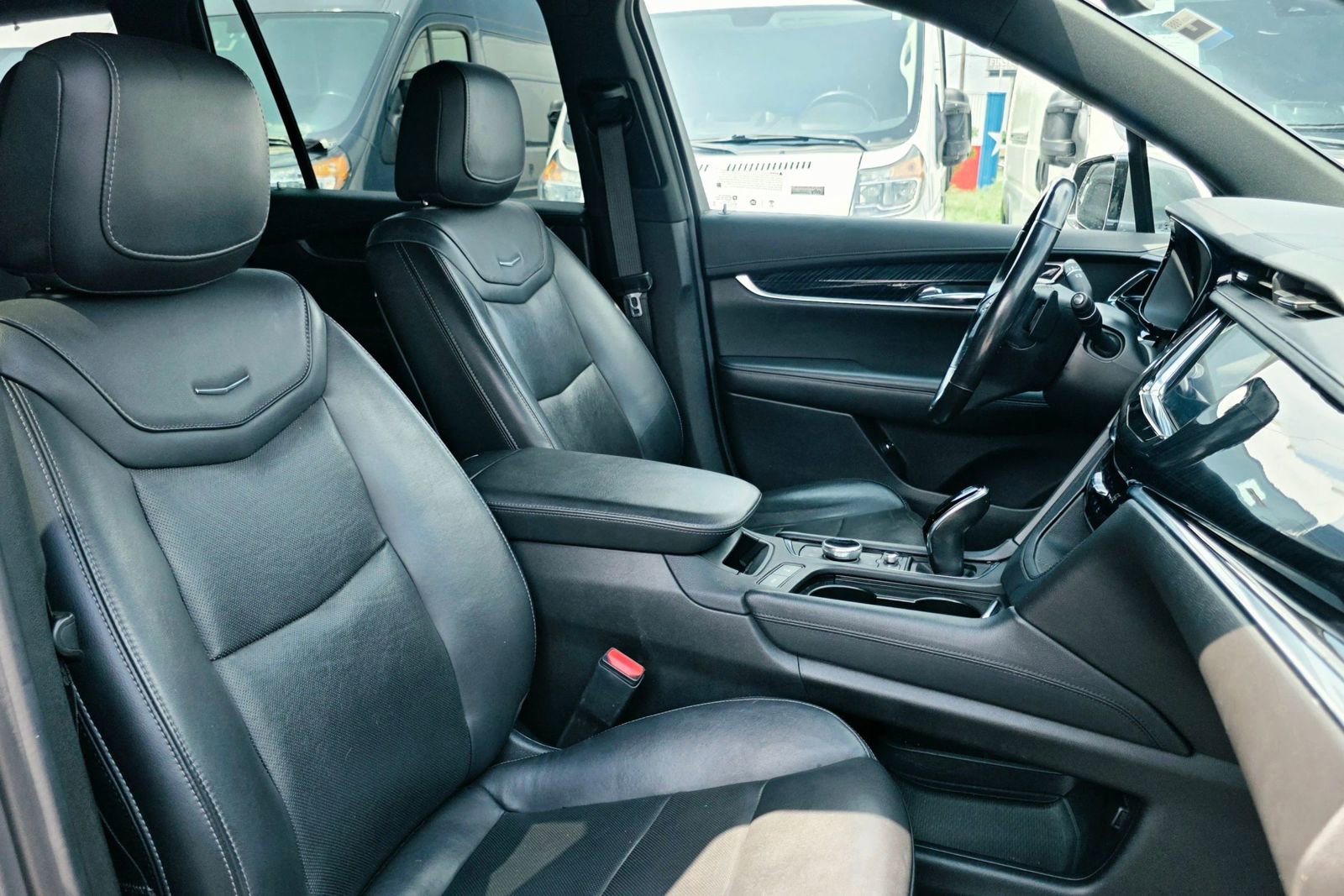 Used 2022 Cadillac XT6 Premium Luxury FWD image 12