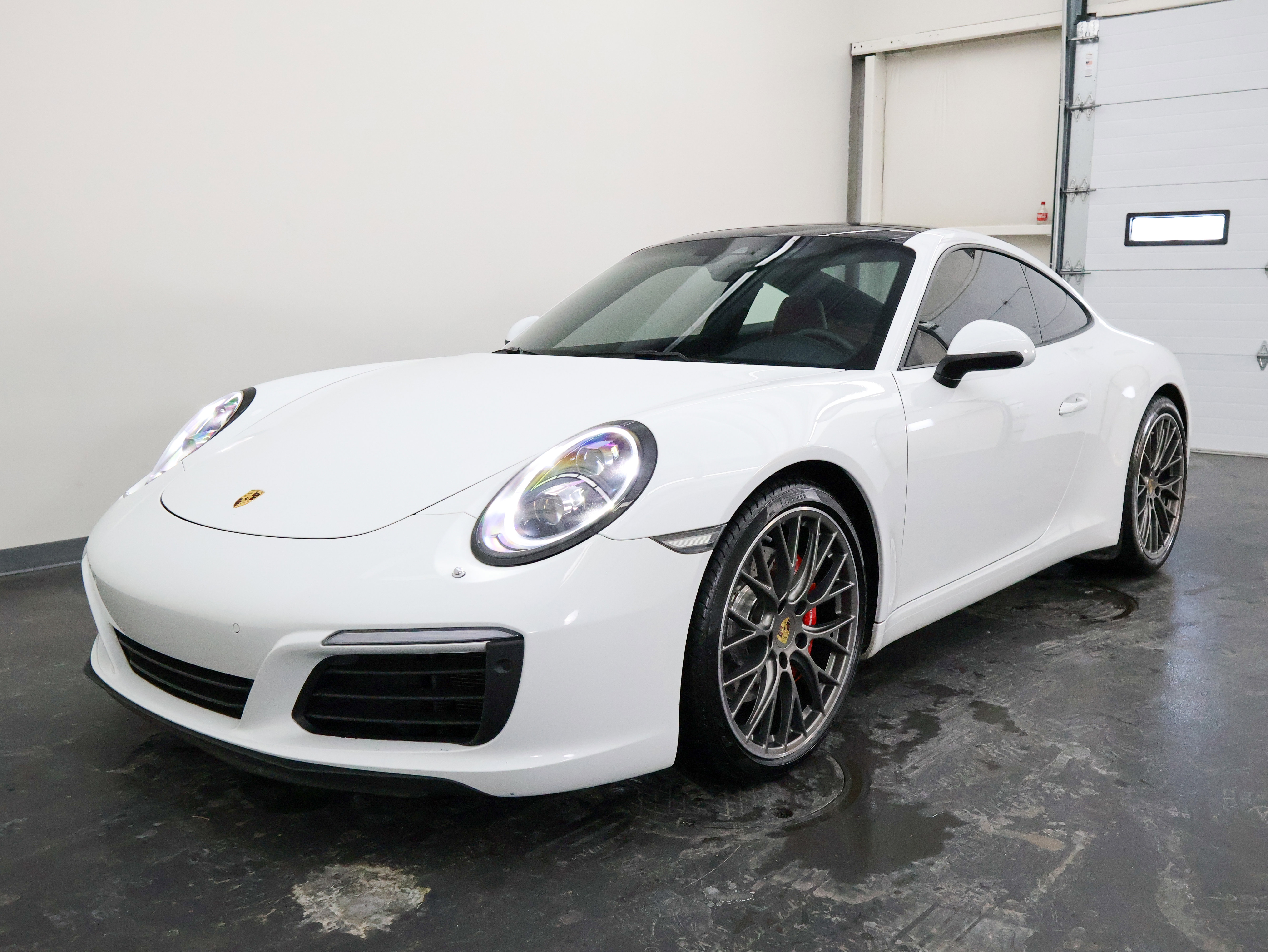 Used 2017 Porsche 911 Carrera S image 6