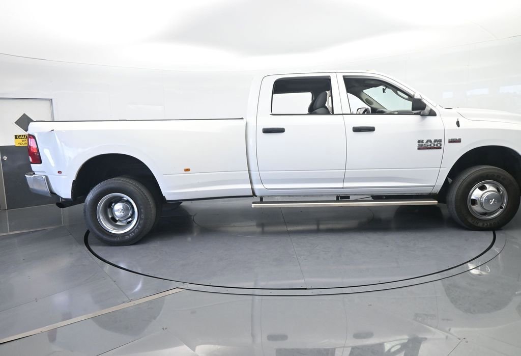 Used 2018 RAM 3500 Tradesman w/ Chrome Appearance Group image 7