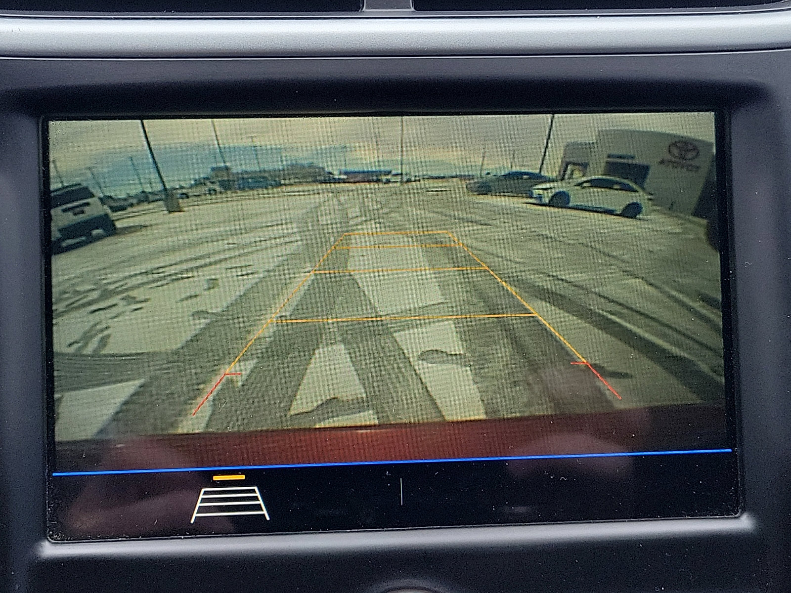 Used 2019 Chevrolet Sonic LT w/ Convenience Package image 14