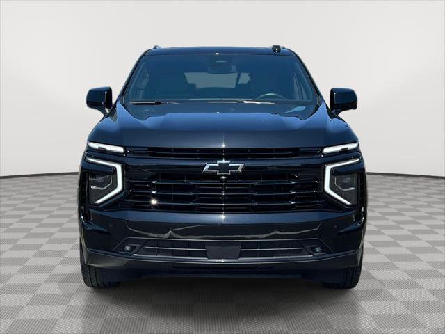 Used 2025 Chevrolet Suburban RST w/ Comfort Package AWD/4WD image 2
