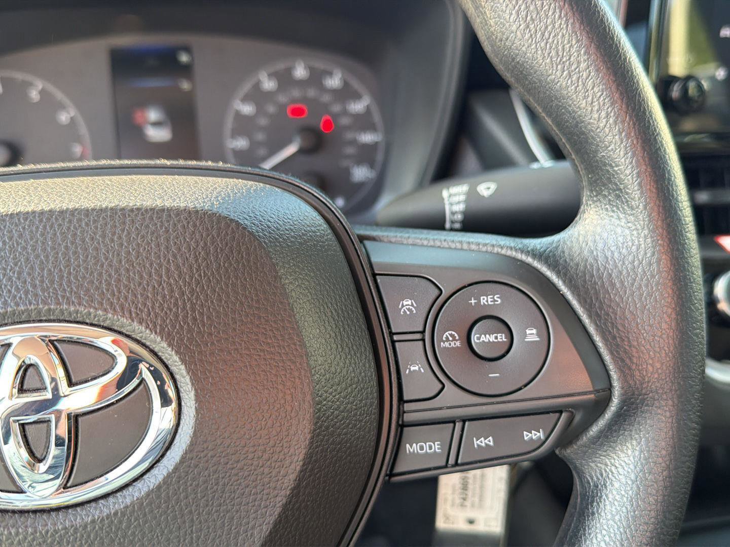 Certified 2024 Toyota Corolla LE FWD image 21