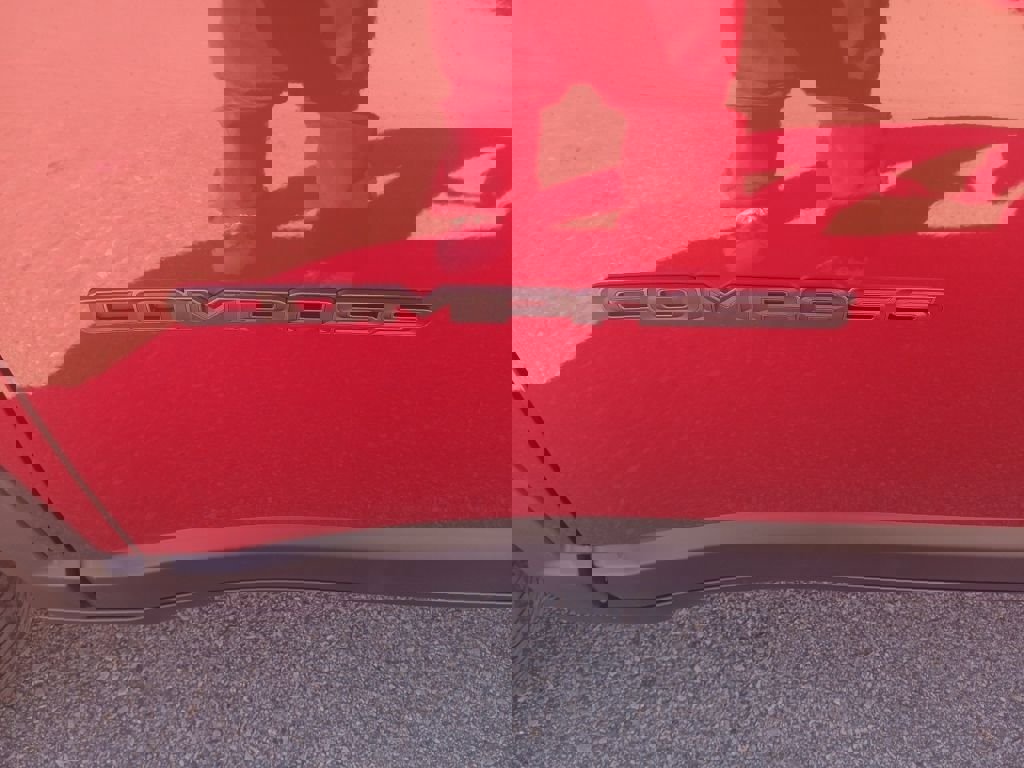 New 2026 Jeep Compass Latitude image 10